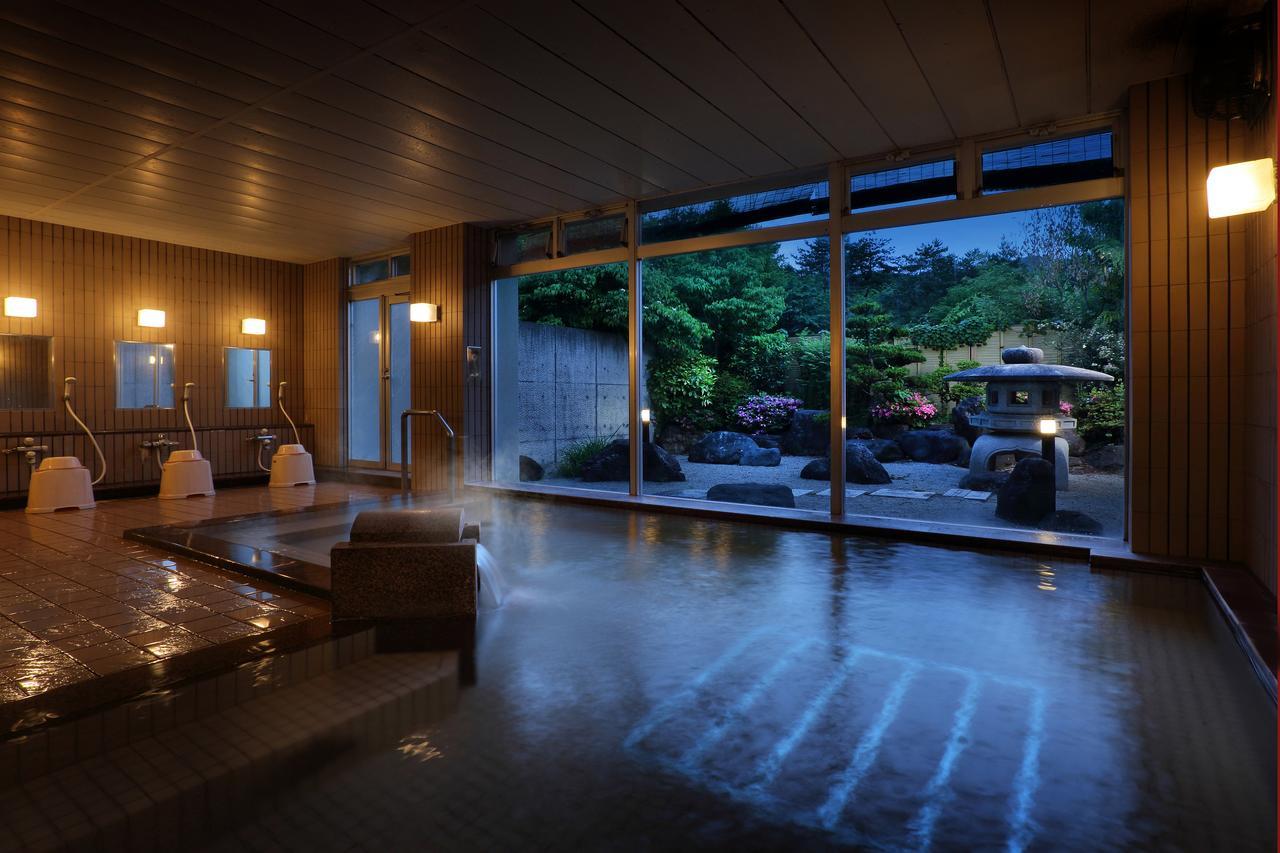 Annex Fujiya Ryokan Kaminoyama Exteriör bild