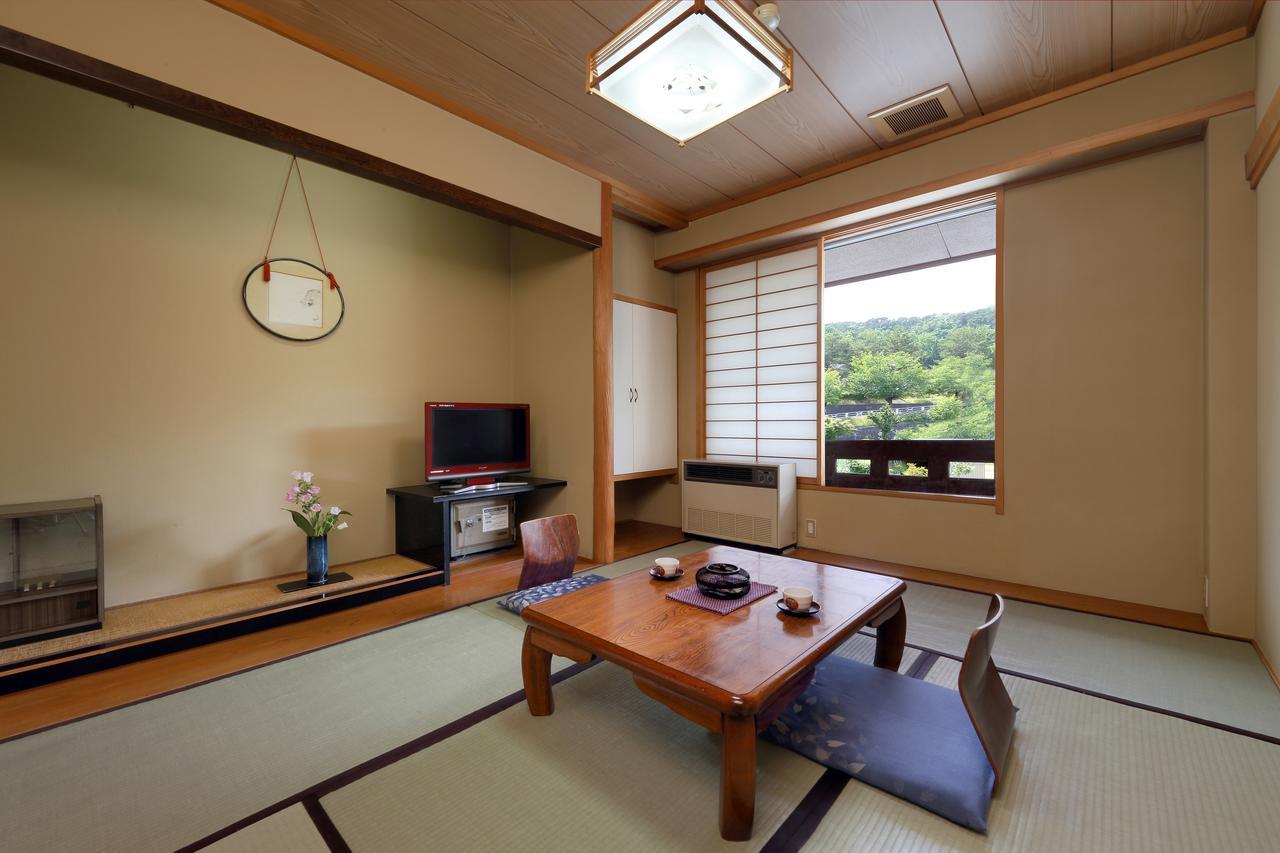 Annex Fujiya Ryokan Kaminoyama Exteriör bild