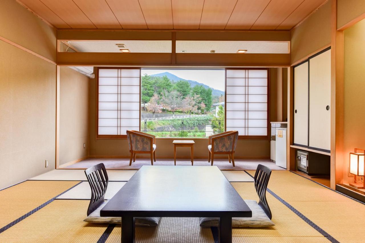 Annex Fujiya Ryokan Kaminoyama Exteriör bild