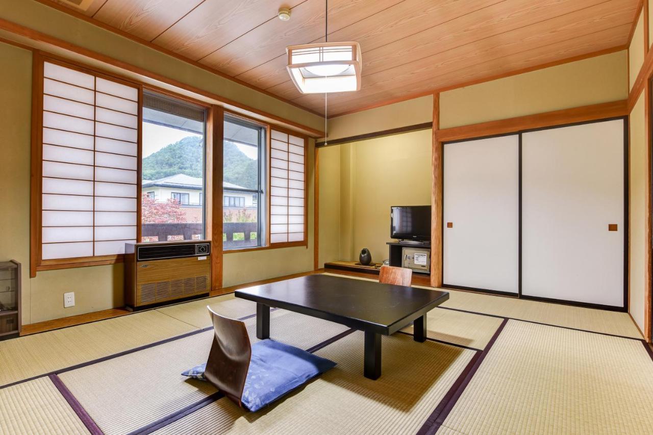 Annex Fujiya Ryokan Kaminoyama Exteriör bild